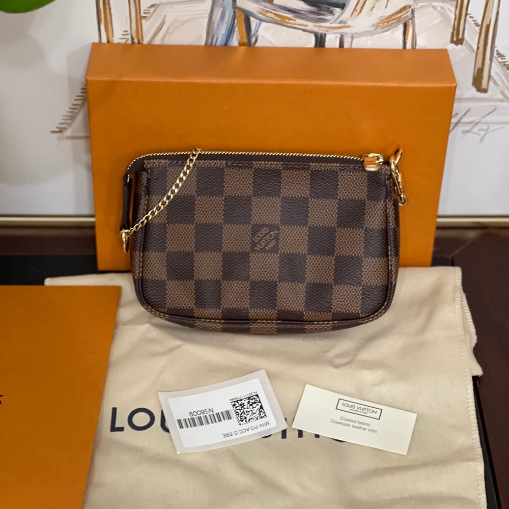 Lv mini pouch - Picture 3 of 14